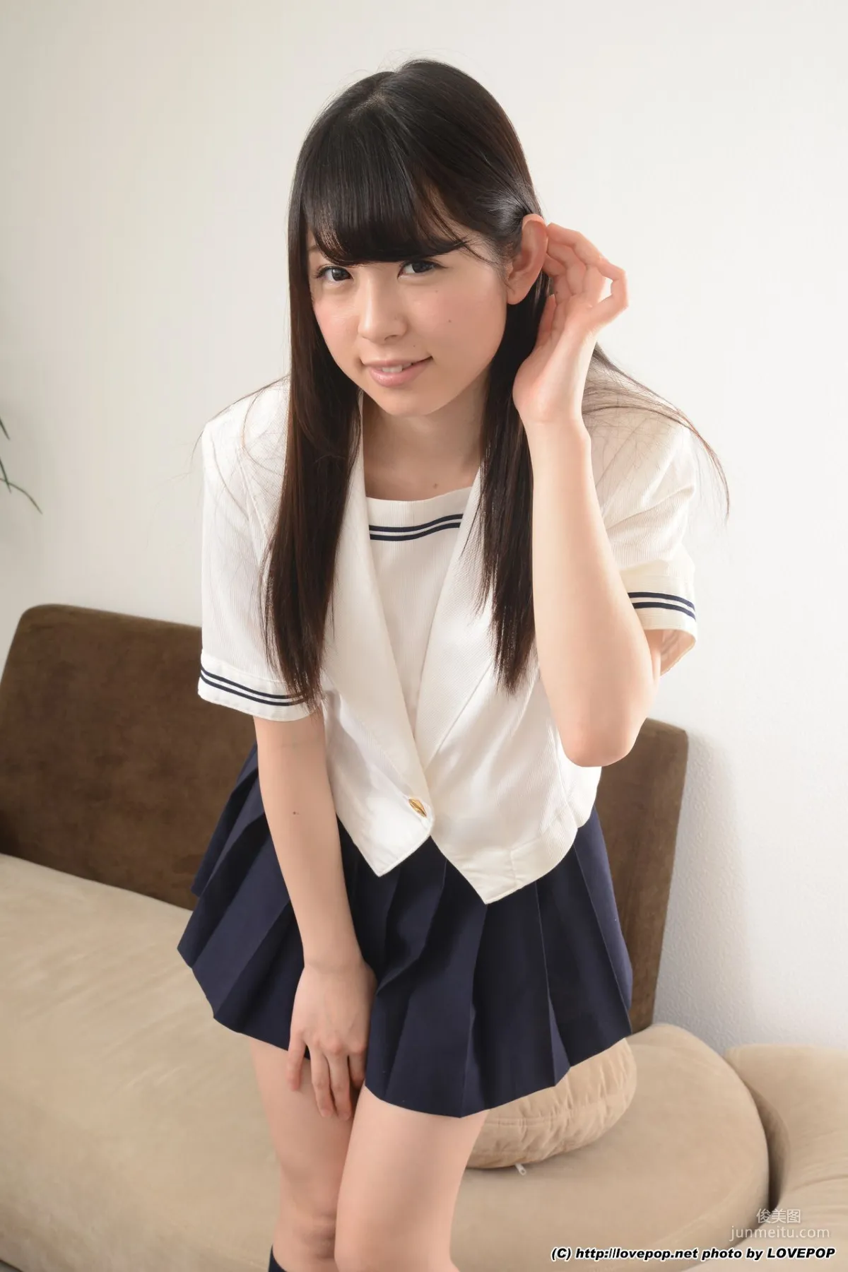Rena Aoi あおいれな 学生制服 Set4 [LovePop] 写真集17