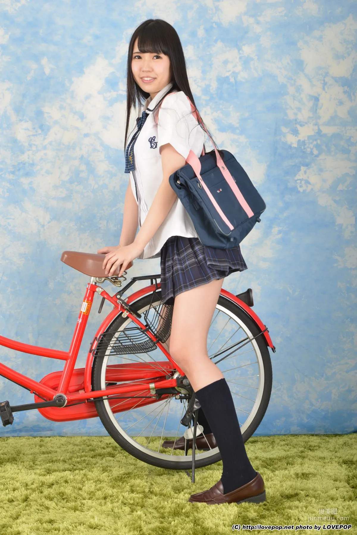 Riko Hinata: LovePop Set01 photo 38