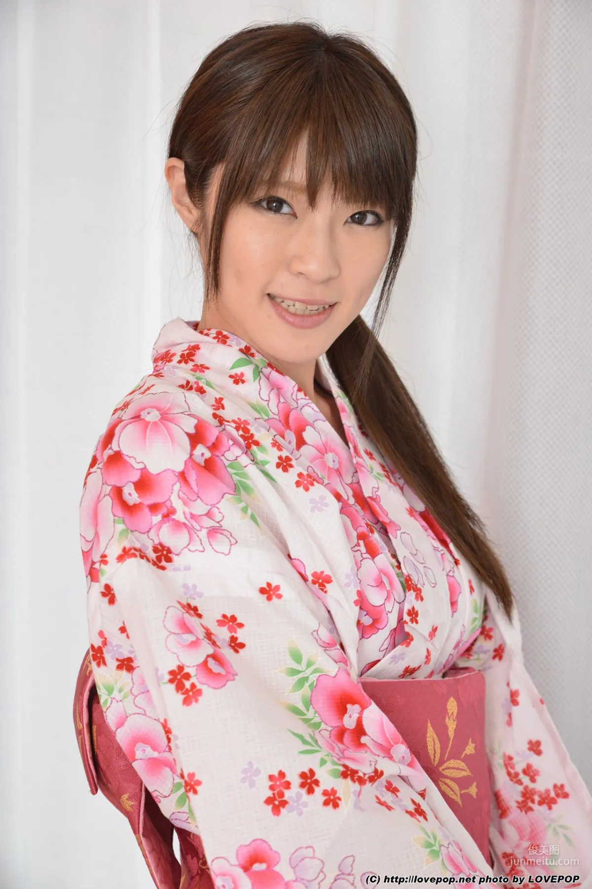 Sara Yurikawa, Arisu Chigasaki Set3 [LovePop] Photo Set photo 12
