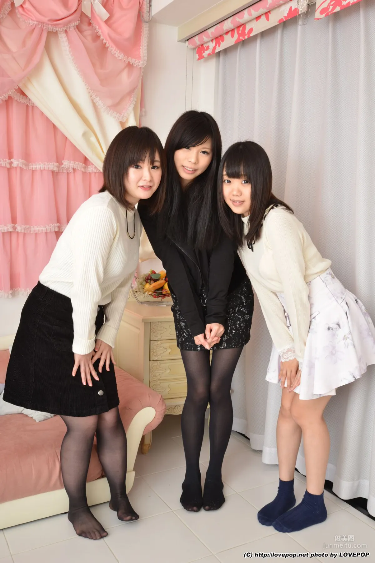 夏乃ひまわり&一乃瀬るりあ&瀬戸愛莉 tsu∞na∞gu Set03 [LovePop] 寫真集 27