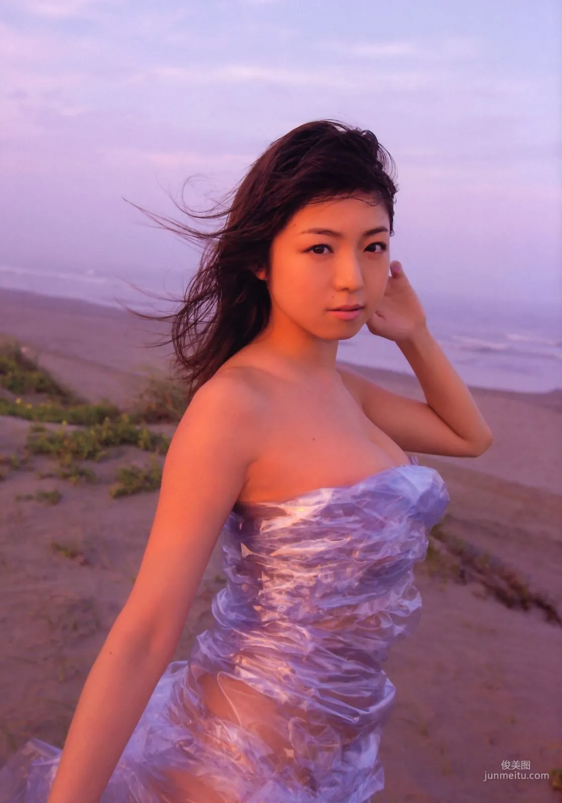 Shizuka Nakamura 中村靜香《KISS》 [PB] 寫真集 29