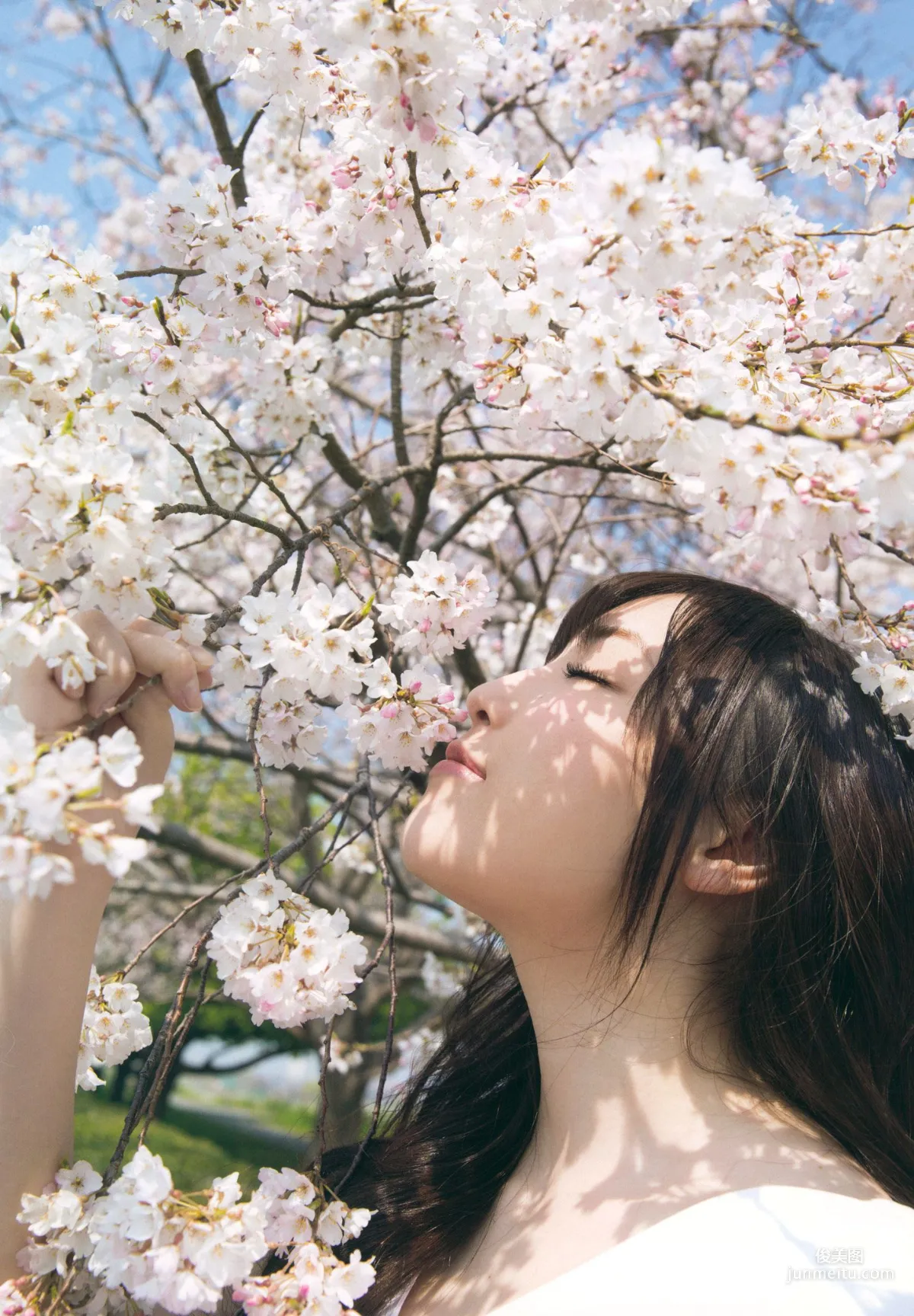 モーニング娘。'17 譜久村聖 《二十歳》 [PhotoBook] 寫真集 101