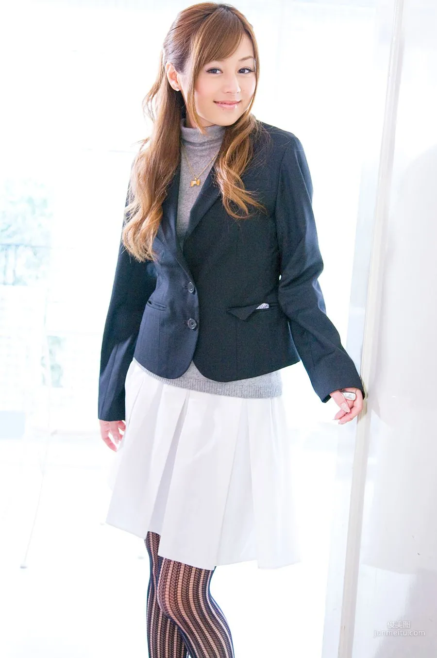 Jun Natsukawa Collection Vol.3 [Princess Collection] Photo Set photo 16