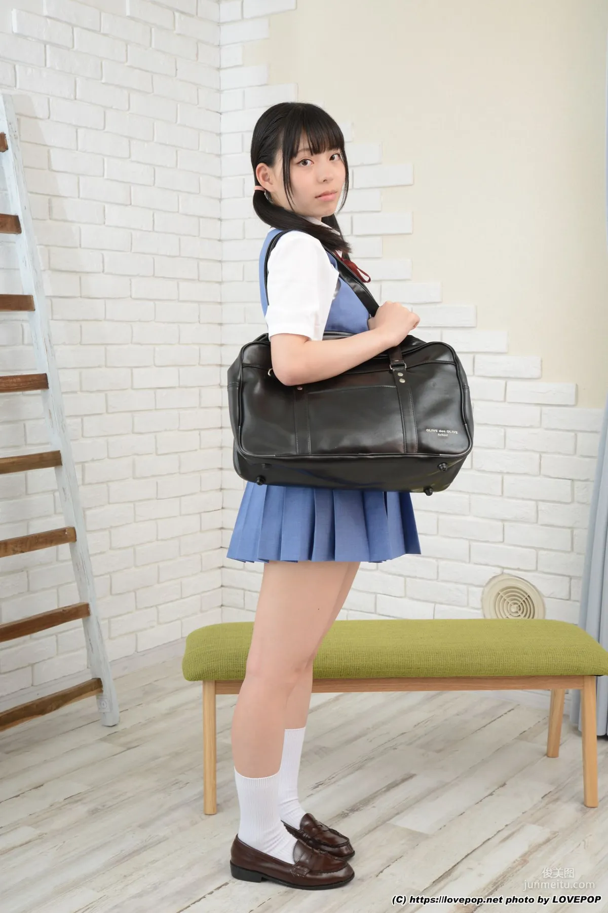 Chiaki Narumi: LovePop Set04 photo 6