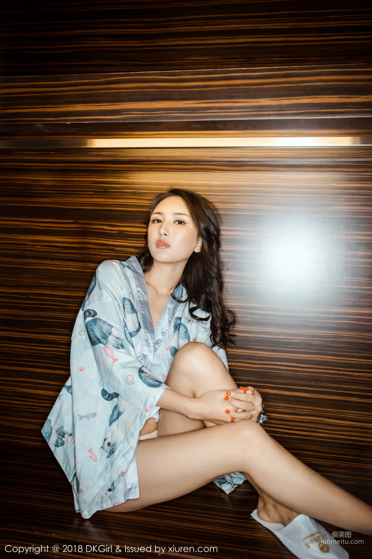 Mei Ge, Vacuum Interpretation of Beautiful Face, Beautiful Breasts, Beautiful Legs and Curves [DKGirl] Vol.056 Photo Set photo 25