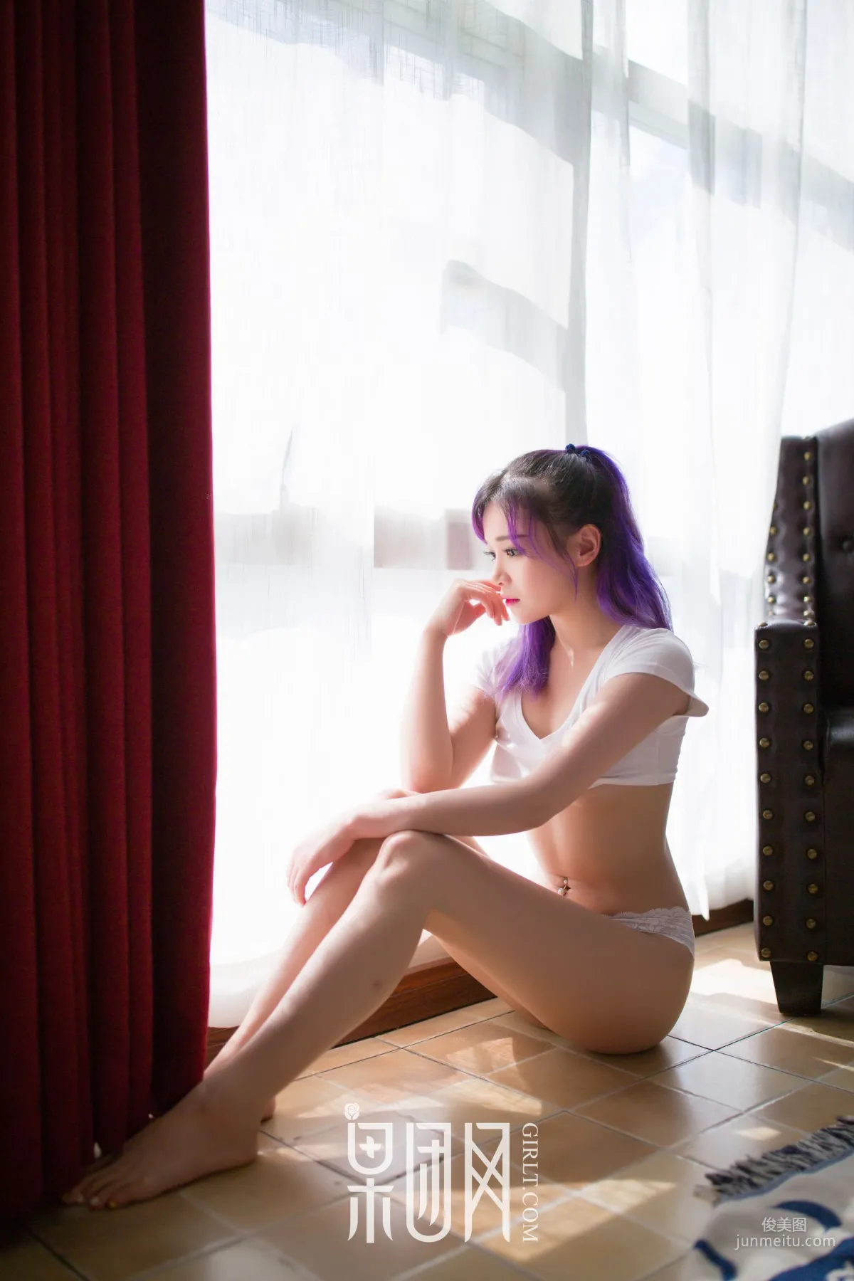 Girlt No. 003 photo 9