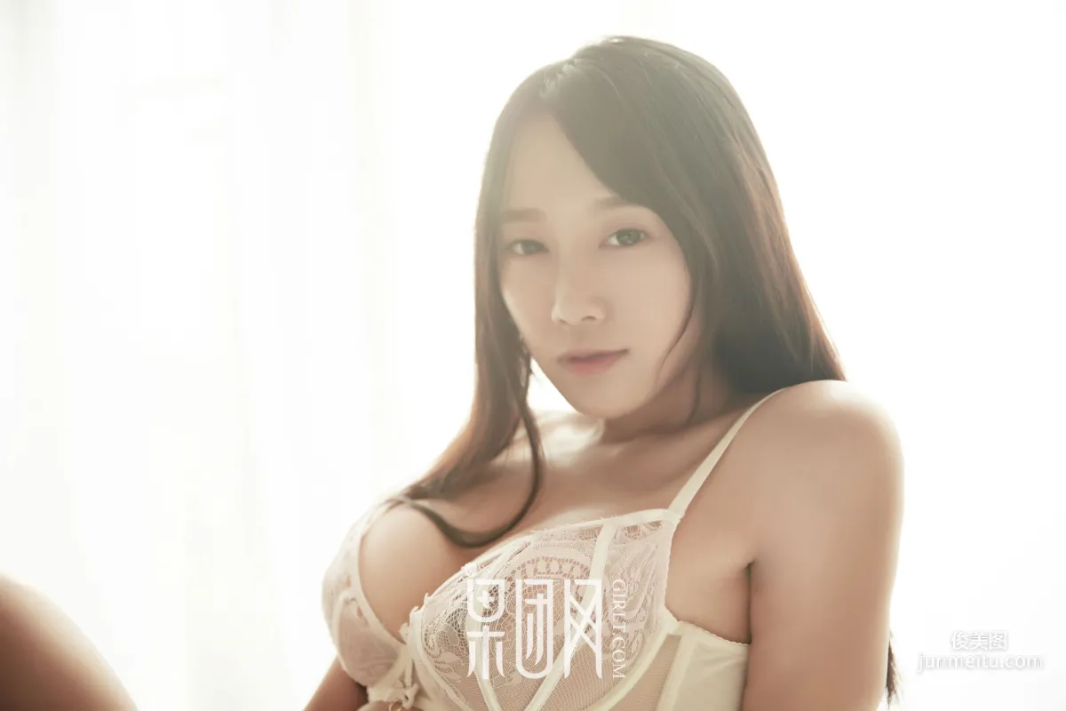 何嘉穎《純淨少女》 [果團Girlt] No.116 寫真集 41