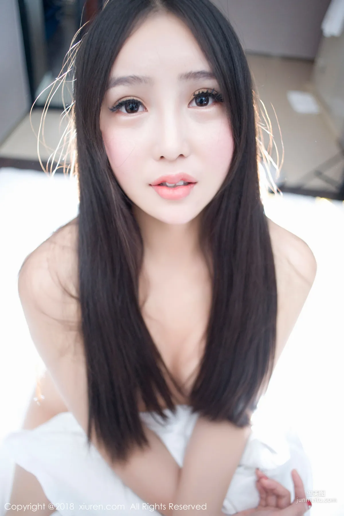 Ai Mi "Mature Mixed-Race Beauty" [XiuRen] No.929 Photo Set photo 18