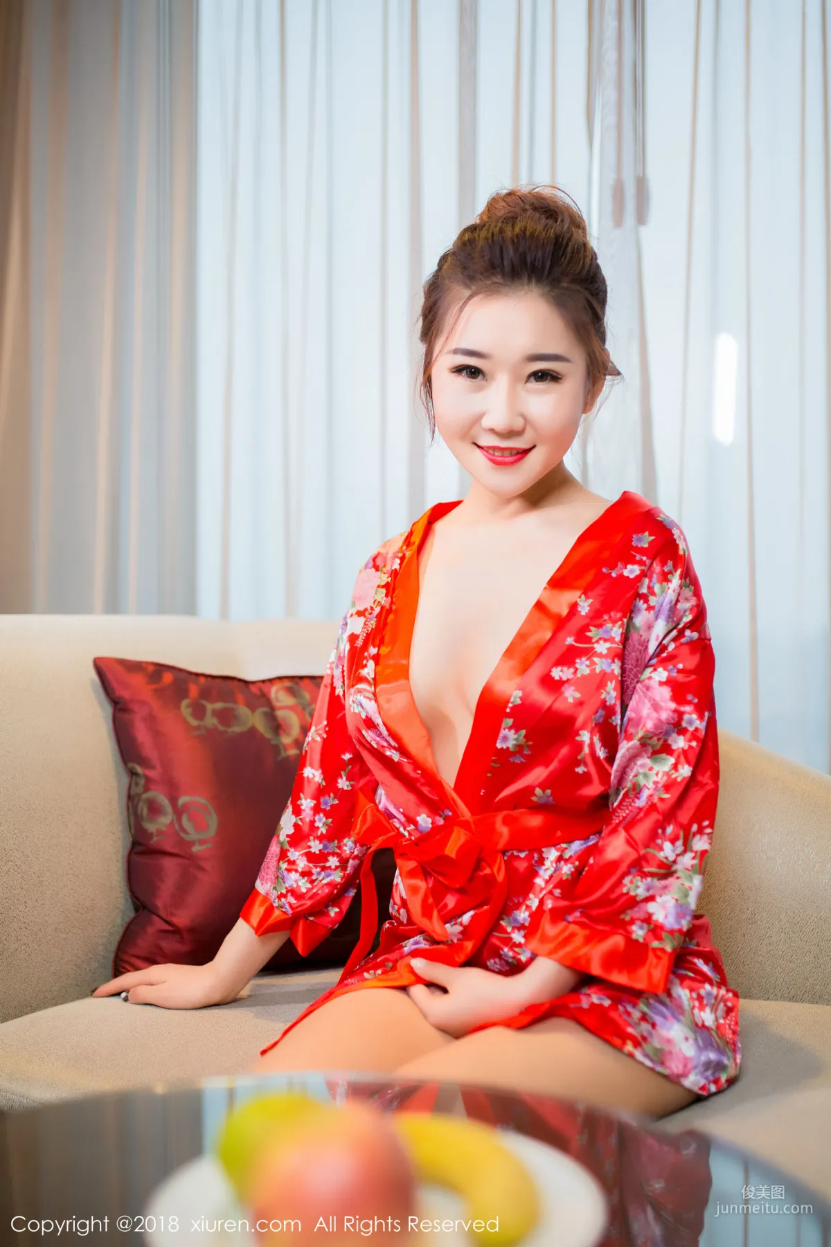 Mianhuatang candy, Gorgeous Kimono + Semi-Transparent Stockings [XiuRen] No.892 Photo Set photo 2
