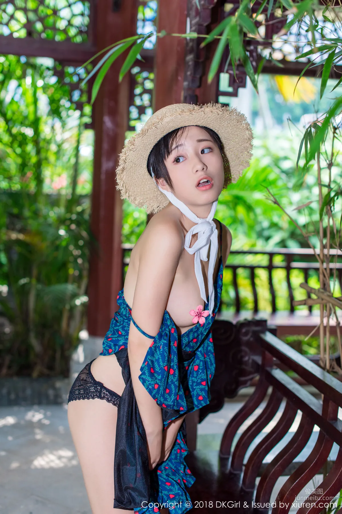 Cangjing Youxiang Pure and Sweet Straw Hat Girl [DKGirl] Vol.055 Photo Set photo 6