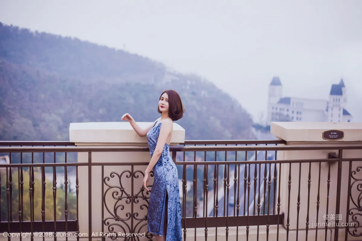 Goddess @ Nianshi, Long Skirt Street Snap + Lingerie + Bathrobe, [XiuRen] No.935 Photo Set photo 9