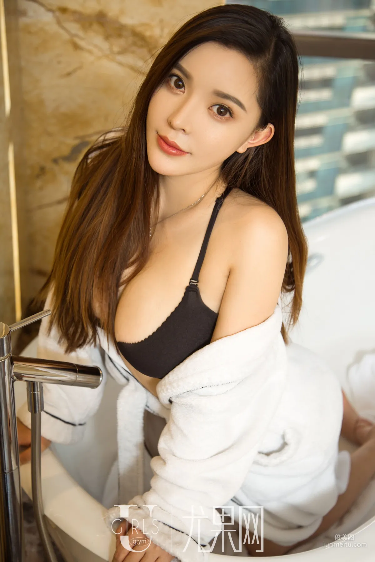 张之龄《诱惑的微笑》 [尤果网Ugirls] U334 写真集56