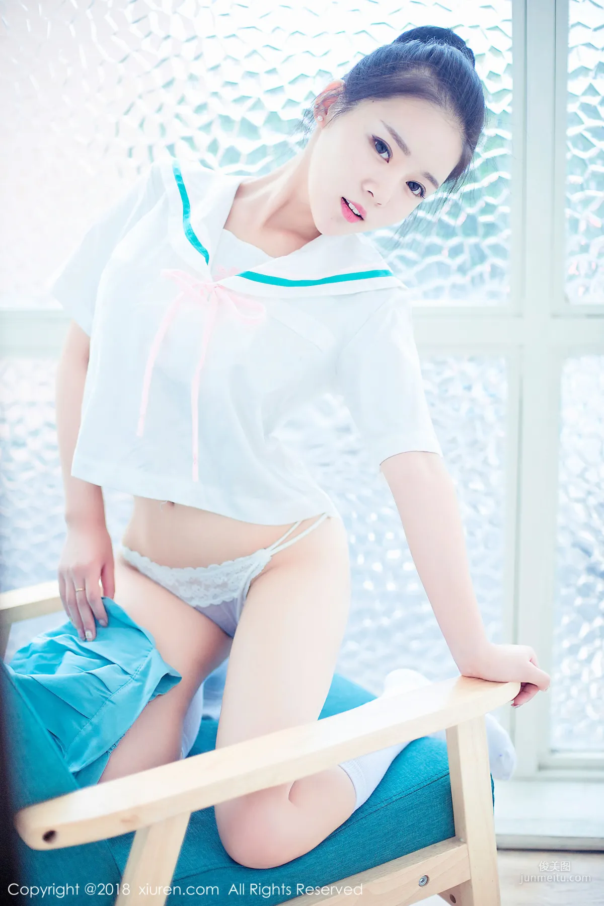 Hong Qiqiu Baby Face and Big Bust Innocent Little Girl [XiuRen] No.932 Photo Set photo 17