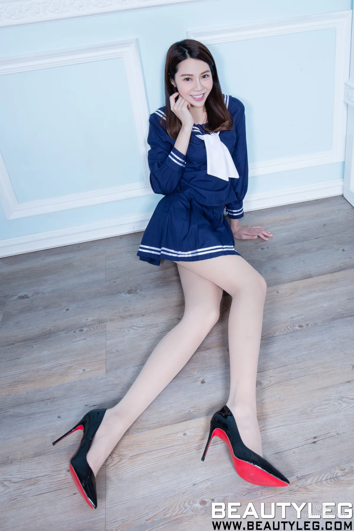 Leg Model Christine, Sailor Suit School Uniform + Black Stockings Skirt Suit [Beautyleg] No.1573 Photo Set photo 12