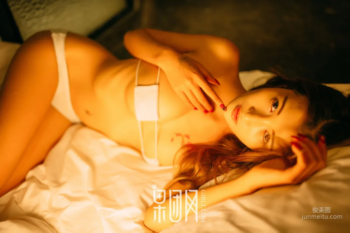 Neon Light Girl [Girlt] Xiongchuan Jixin No.011 Photo Set photo 46
