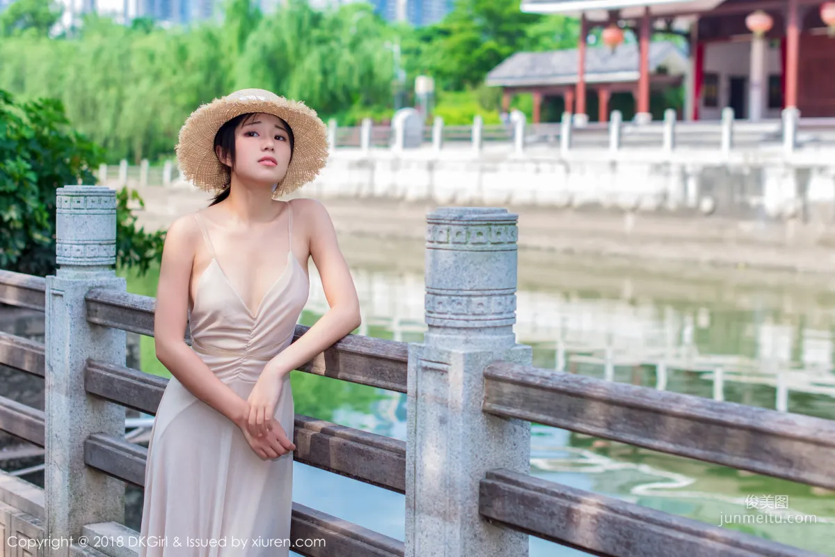 Cangjing Youxiang Pure and Sweet Straw Hat Girl [DKGirl] Vol.055 Photo Set photo 27