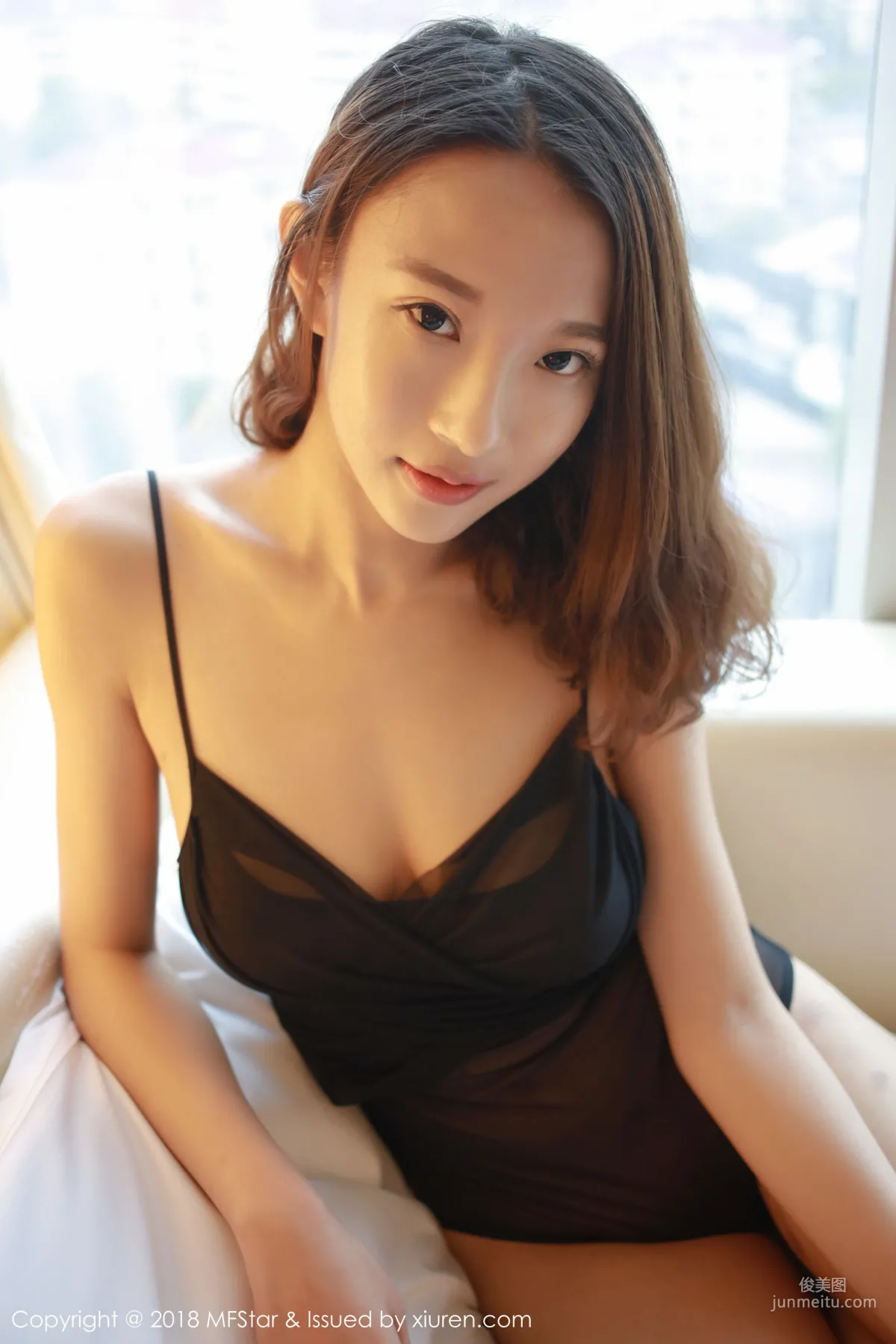 Model @Lizi Riz, 3 Sets of Sexy Clothing [MFStar] Vol.117 Photo Set photo 6