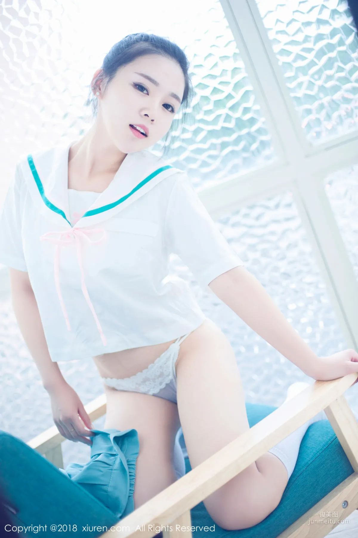 Hong Qiqiu Baby Face and Big Bust Innocent Little Girl [XiuRen] No.932 Photo Set photo 22