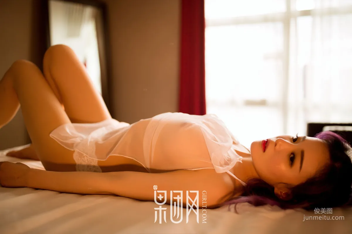 Girlt No. 003 photo 36