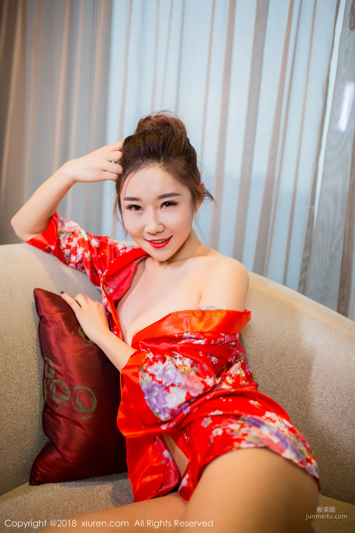 Mianhuatang candy, Gorgeous Kimono + Semi-Transparent Stockings [XiuRen] No.892 Photo Set photo 22