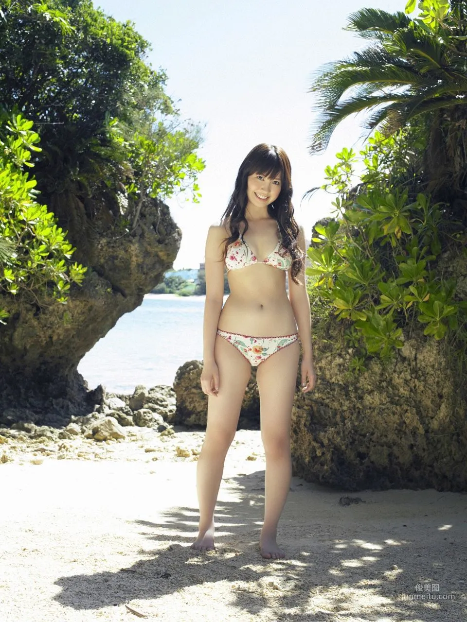 小嶋陽菜《こじはる》 [WPB-net] Deluxe 写真集3