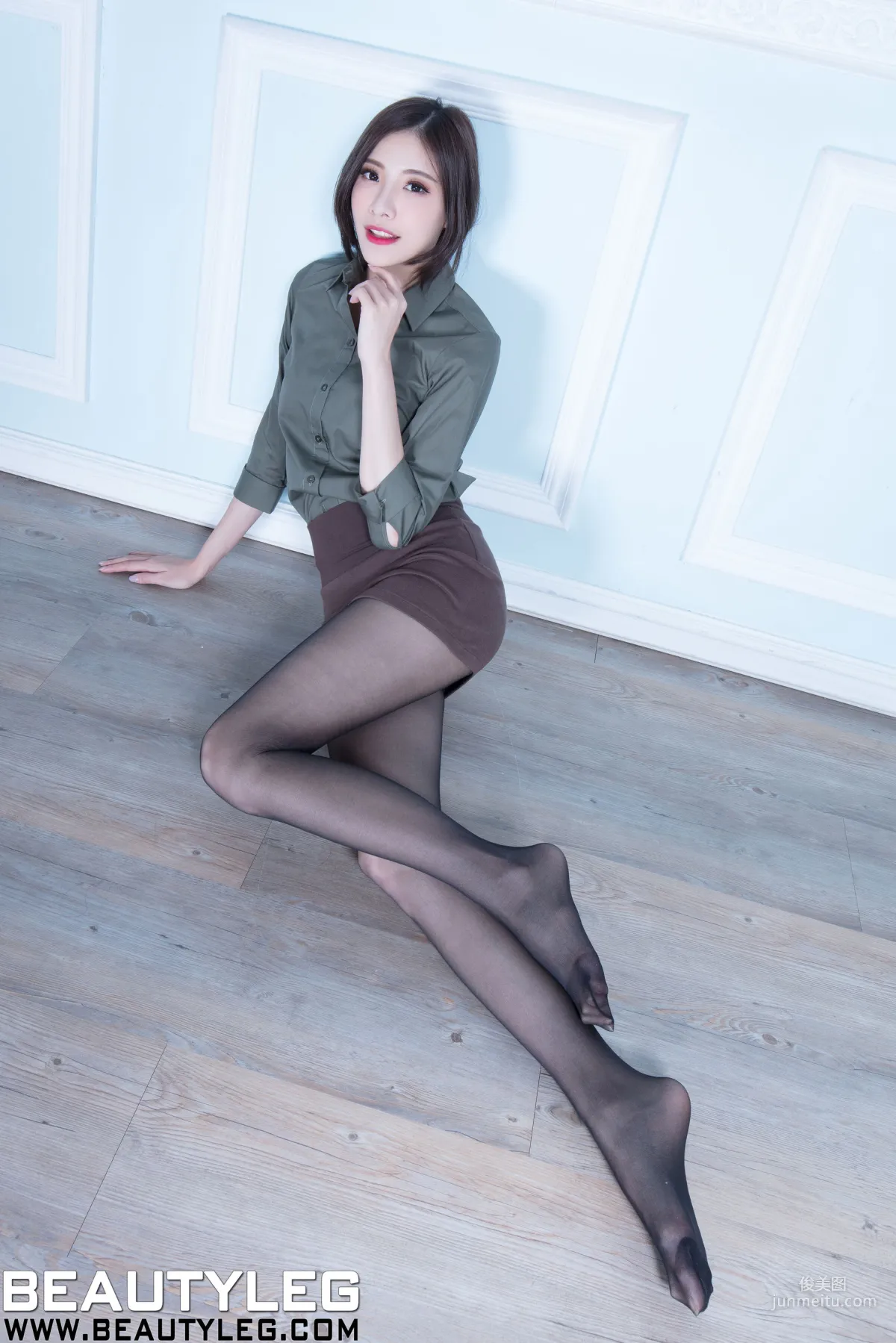 Chen Yuxue Abby 'Skirt Suit + Ultra Short Hot Pants' [Beautyleg] No.1570 Legs Photo Set photo 42