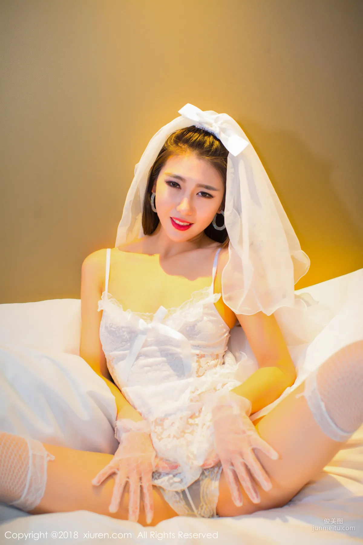 Tang Guoer Sexy Hollow Wedding Dress Temptation [XiuRen] No.896 Photo Set photo 33