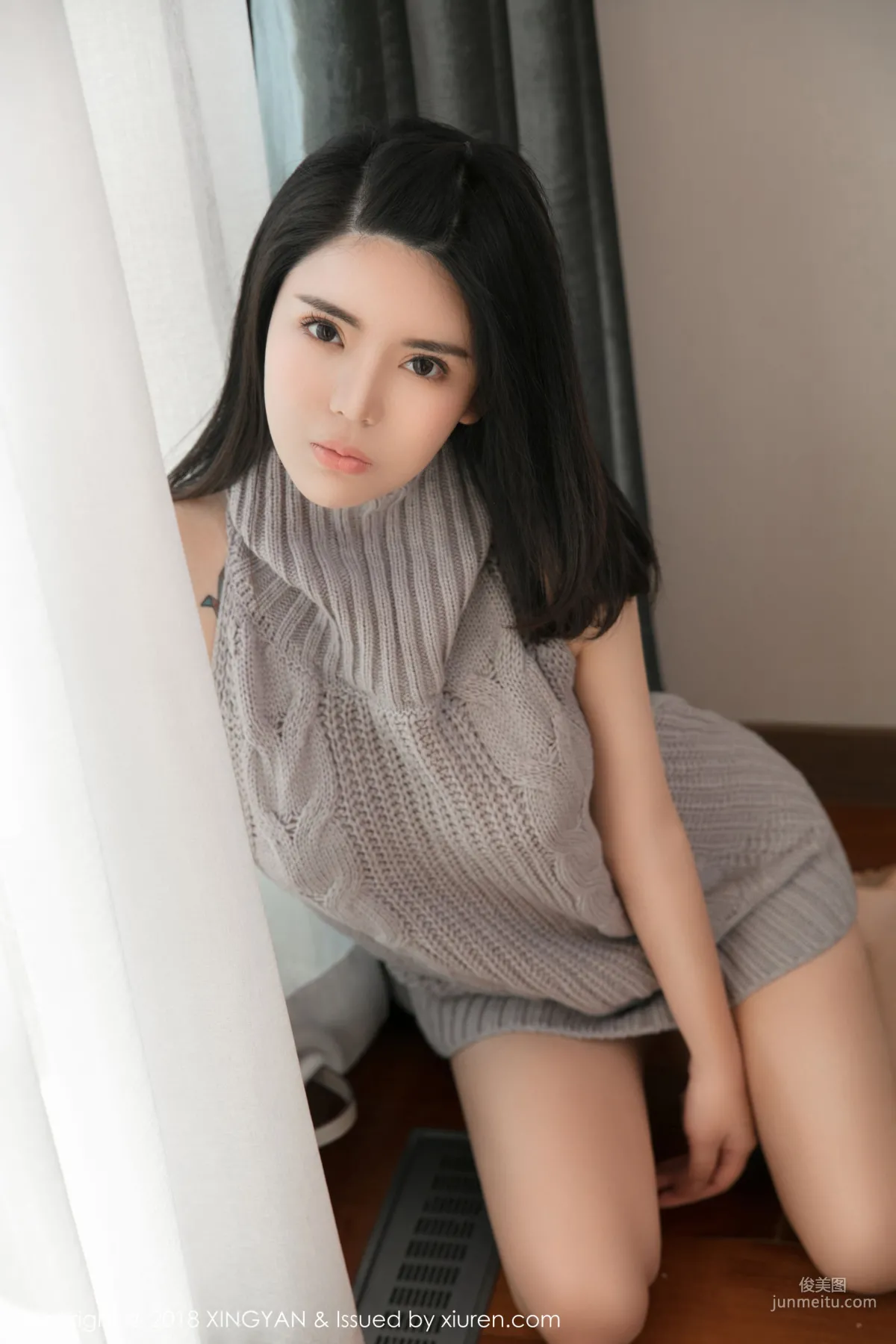 Chenxi Lily, Open-Back Sweater [XingYan] Vol.012 Photo Set photo 5