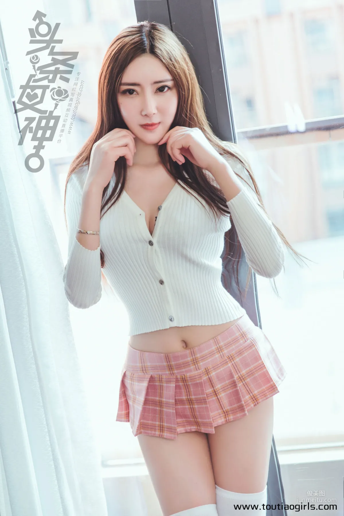 Mo Xiaoxi & Lin Yiyi, Miniskirt Girls Beautiful Collection [TouTiao Goddess] Photo Set photo 16