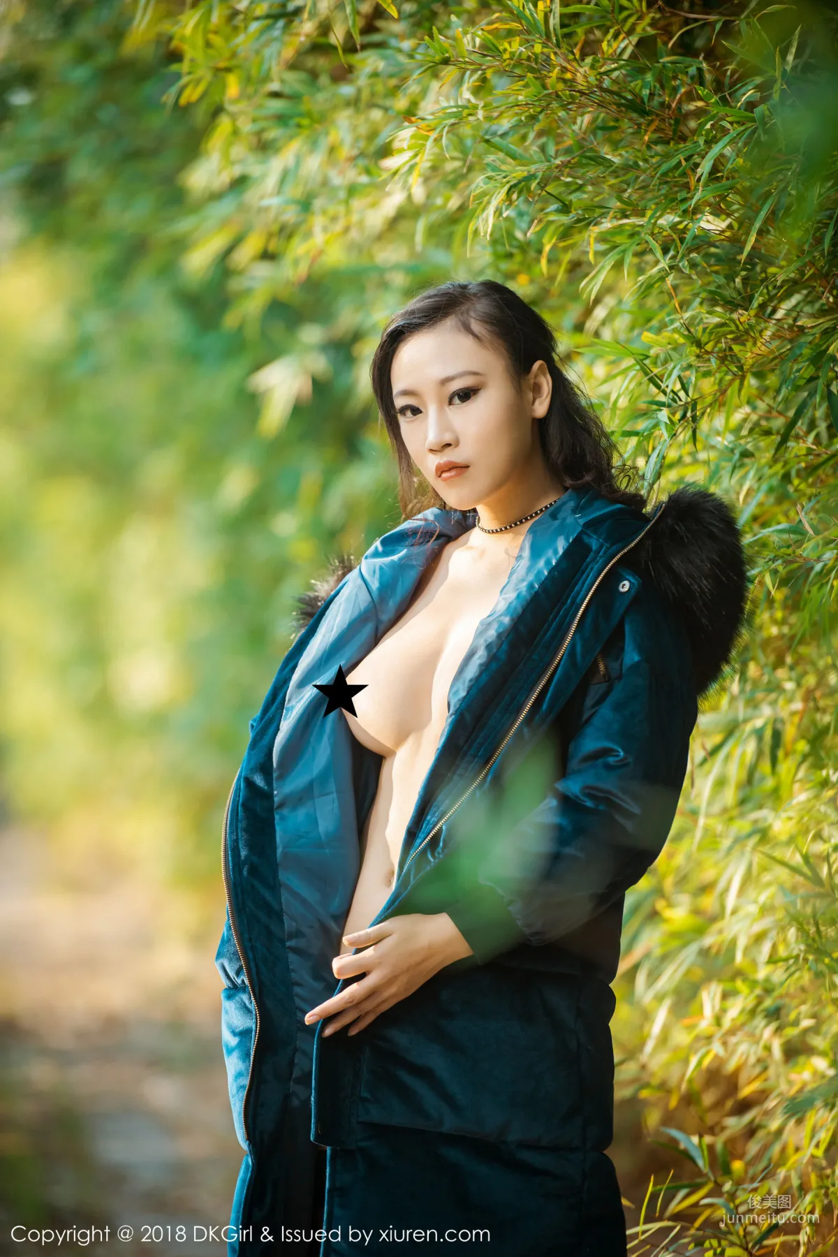 Meng Qian Beautiful Legs and Breasts Wonderful Temptation [DKGirl] Vol.057 Photo Set photo 24