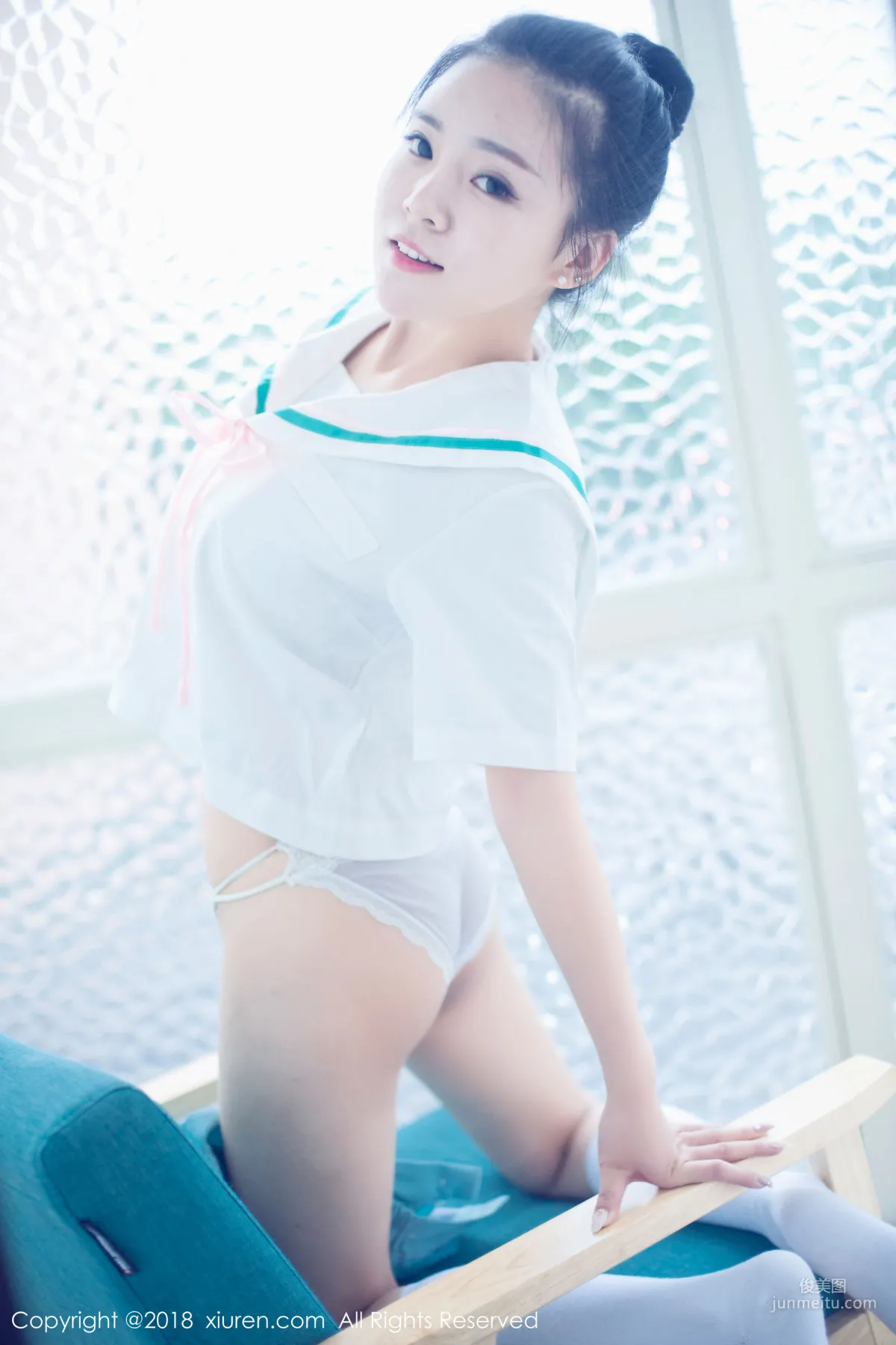 Hong Qiqiu Baby Face and Big Bust Innocent Little Girl [XiuRen] No.932 Photo Set photo 24