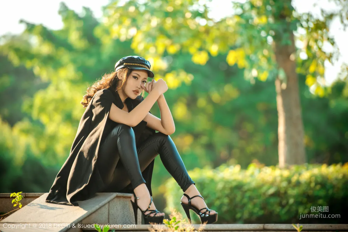 Meng Qian Beautiful Legs and Breasts Wonderful Temptation [DKGirl] Vol.057 Photo Set photo 28