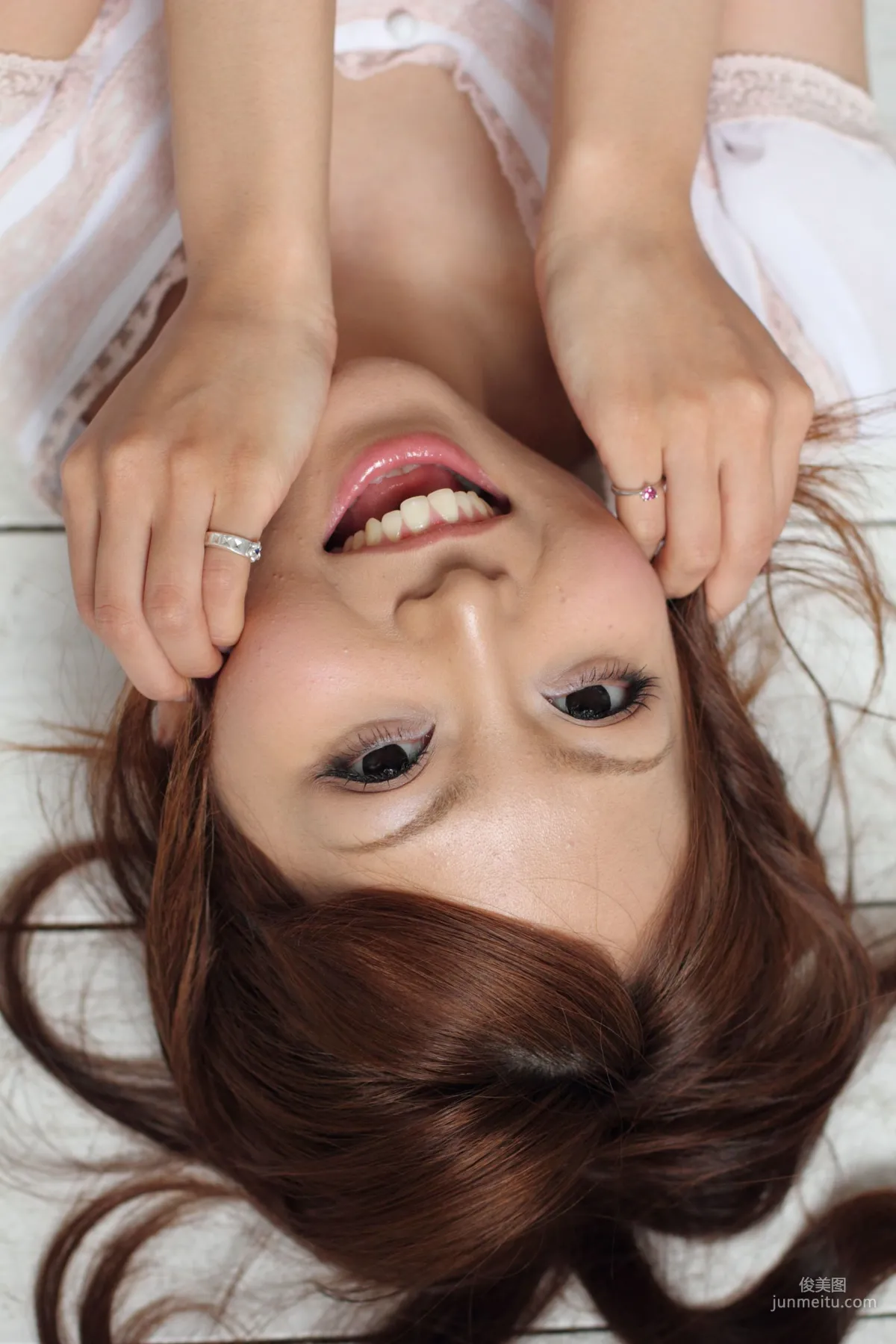 [Watch] Photogenic Weekend Momoka Narushima Photo Set photo 29