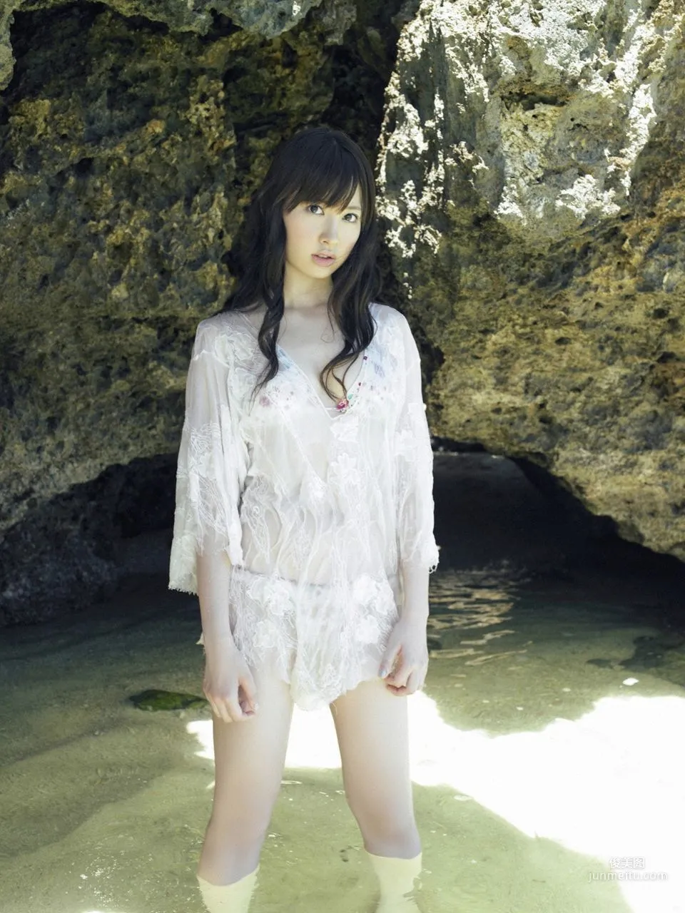 小嶋陽菜《こじはる》 [WPB-net] Deluxe 写真集8