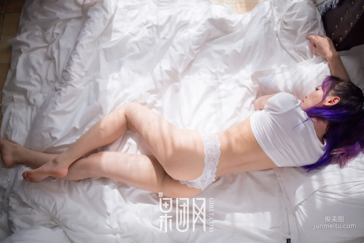 Girlt No. 003 photo 17