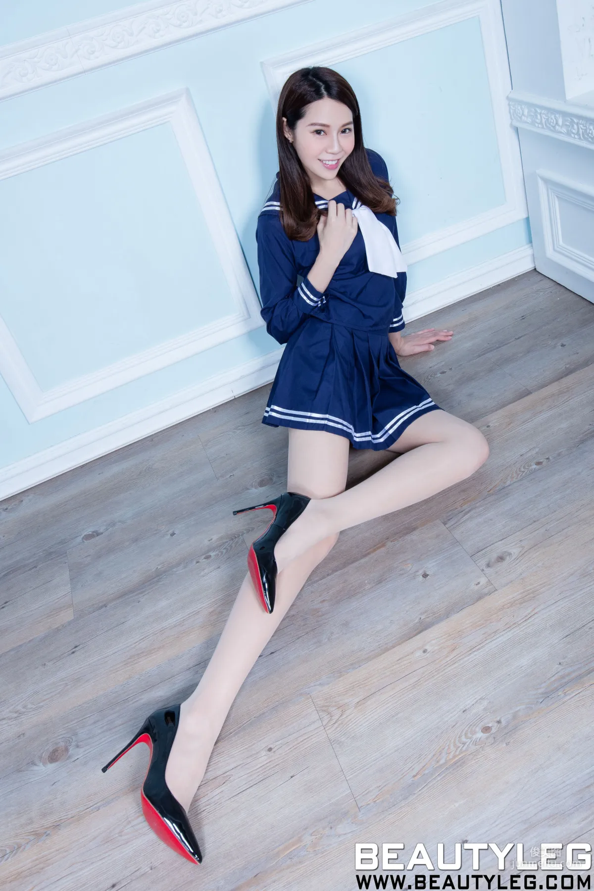 Leg Model Christine, Sailor Suit School Uniform + Black Stockings Skirt Suit [Beautyleg] No.1573 Photo Set photo 13