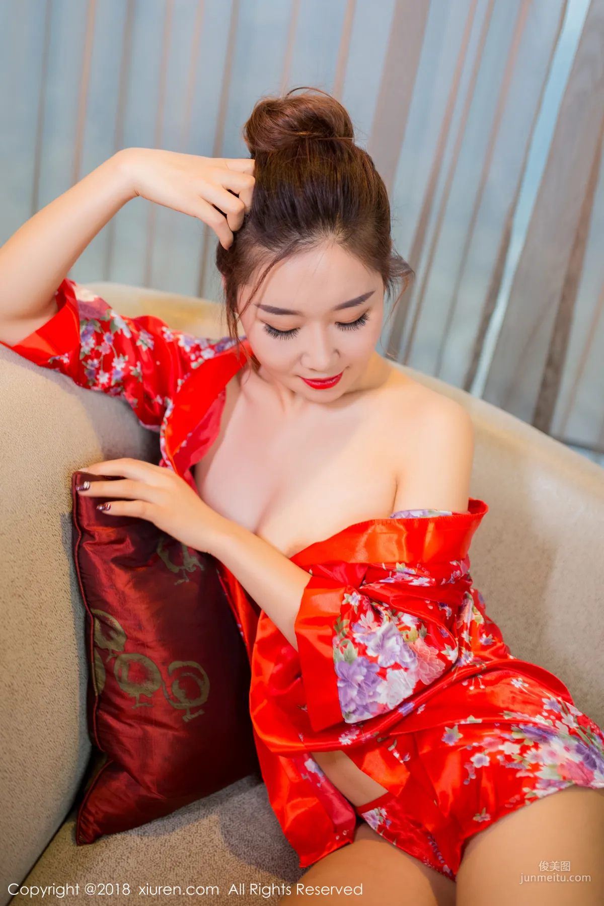 Mianhuatang candy, Gorgeous Kimono + Semi-Transparent Stockings [XiuRen] No.892 Photo Set photo 21