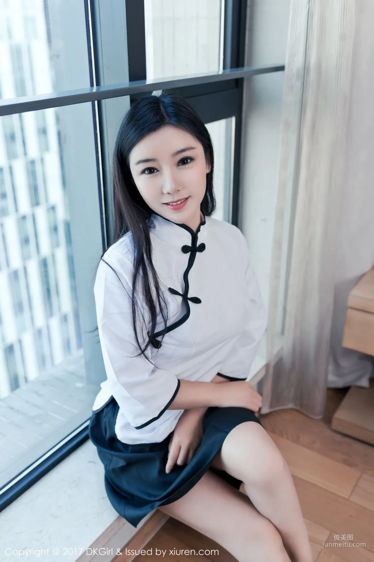 Yuan Meiren, Sweet Beauty, Big Bust and Curves, Vacuum Presentation of Republican Style [DKGirl] Vol.052 Photo Set photo 2