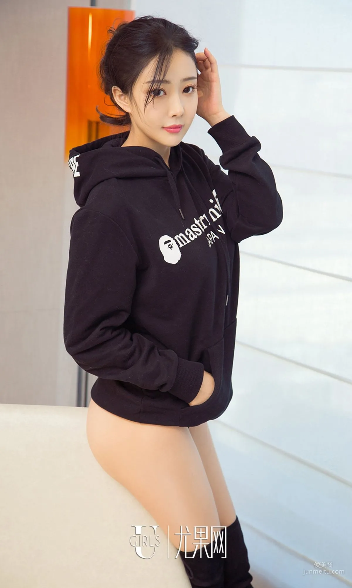 Ran Suer Cat-Like Girl [Ugirls App] No.996 Photo Set photo 12