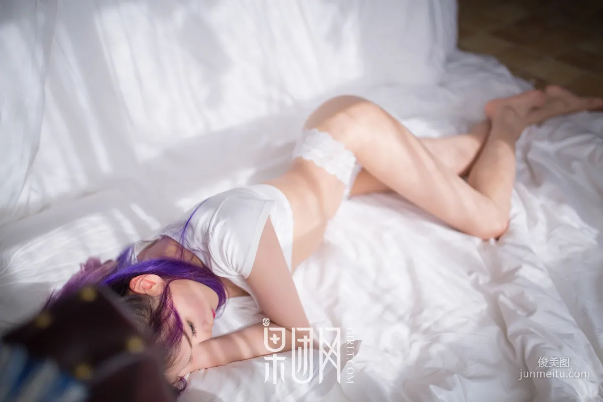 Girlt No. 003 photo 16