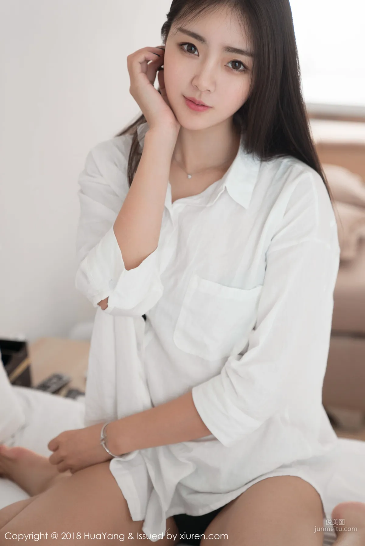 可樂Vicky《毛衣+白襯衫》 [花漾HuaYang] Vol.027 寫真集 15