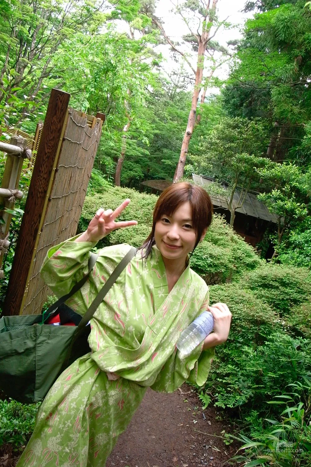 [X-City] WEB No.089 かすみ果穂《不倫の果実3》 寫真集 2