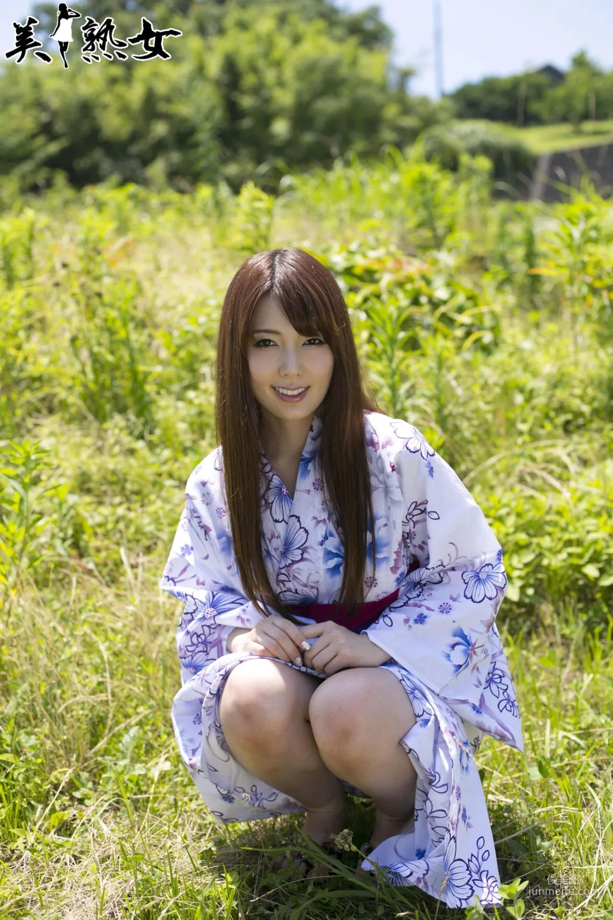 Yui Hatano: X-City photo 4