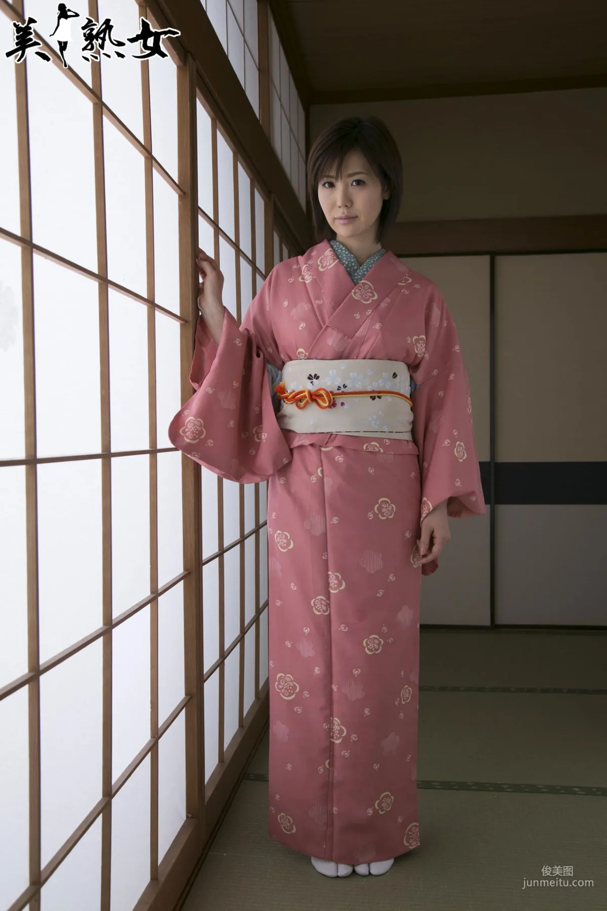 [X-City] Beautiful Mature Woman [JUKUJO] Nanako Mori Photo Set photo 11