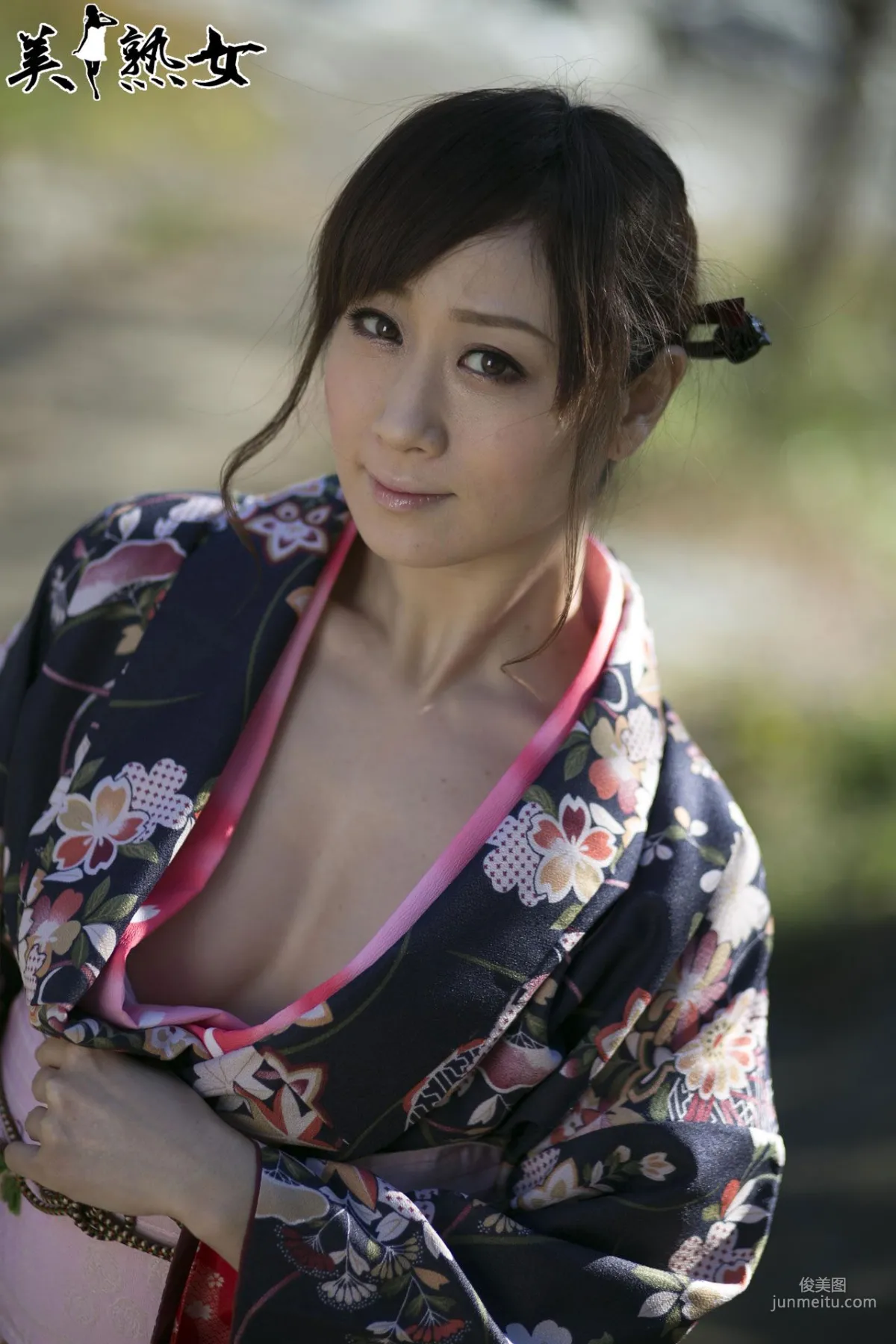 [X-City] [JUKUJO] Popular Mature Woman jkj004 Yuu Kawakami Photo Set photo 7