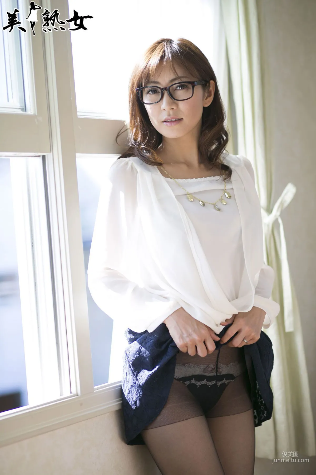 [X-City] [JUKUJO] Popular Mature Woman jkj029 Ryo Hitomi Photo Set photo 17