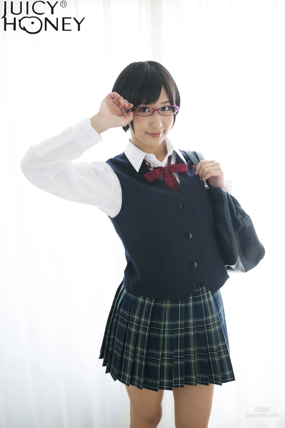 [Juicy Honey] ジューシーハニー30 湊莉久 Riku Minato 写真集9