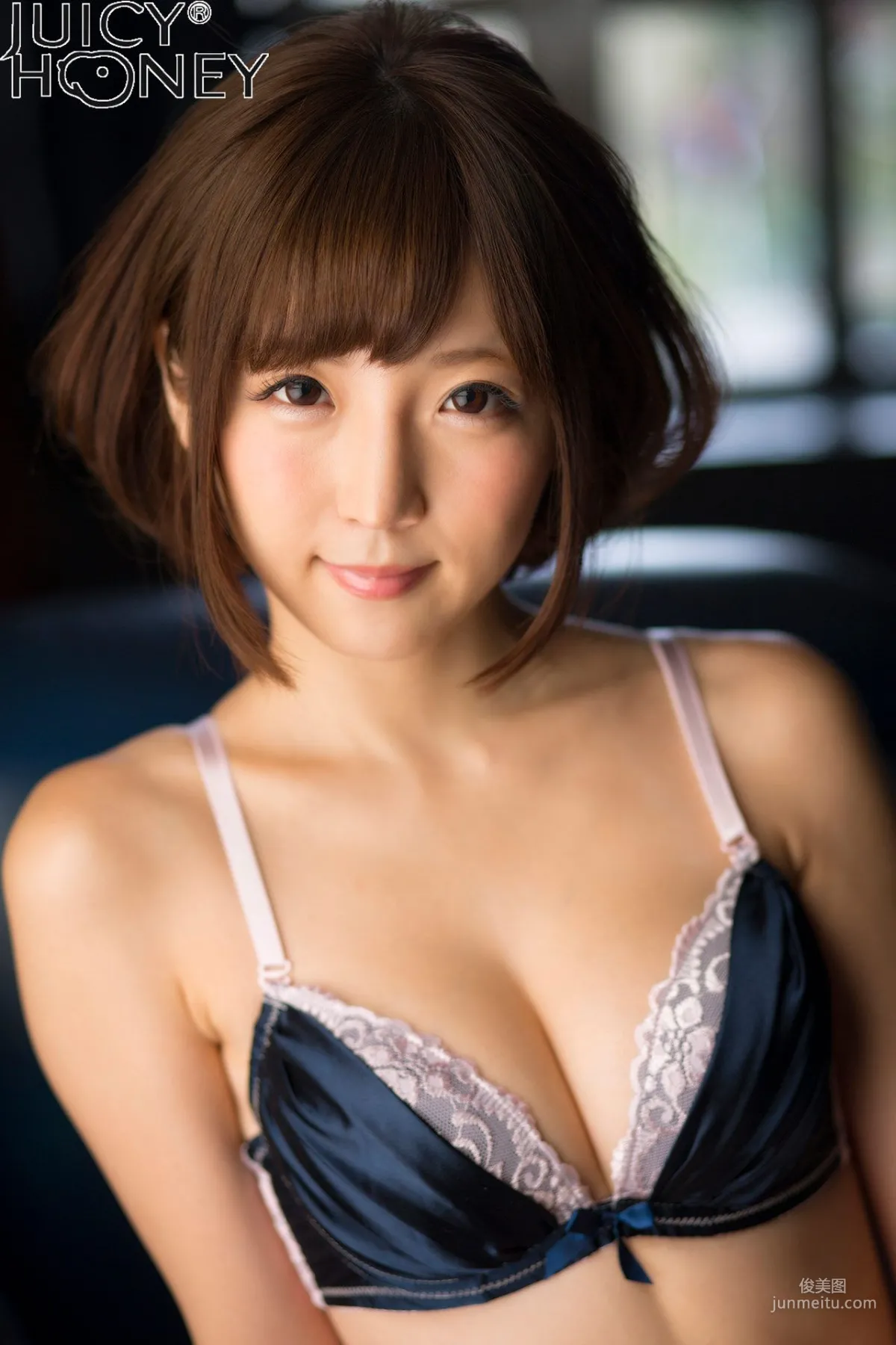 [Juicy Honey] トレカ連動寫真集 佐倉絆《THE.DELUXE.2017》 寫真集 22