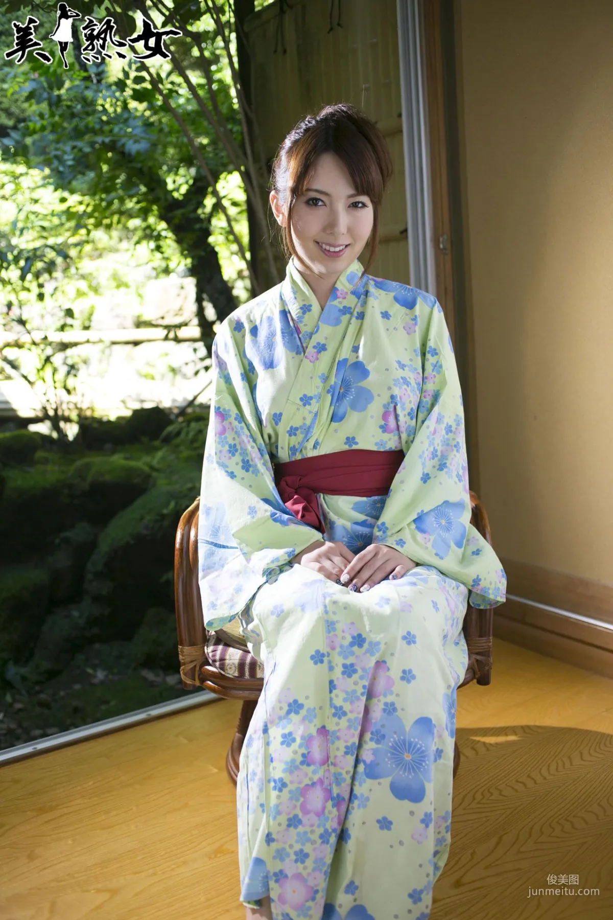 Yui Hatano: X-City photo 33
