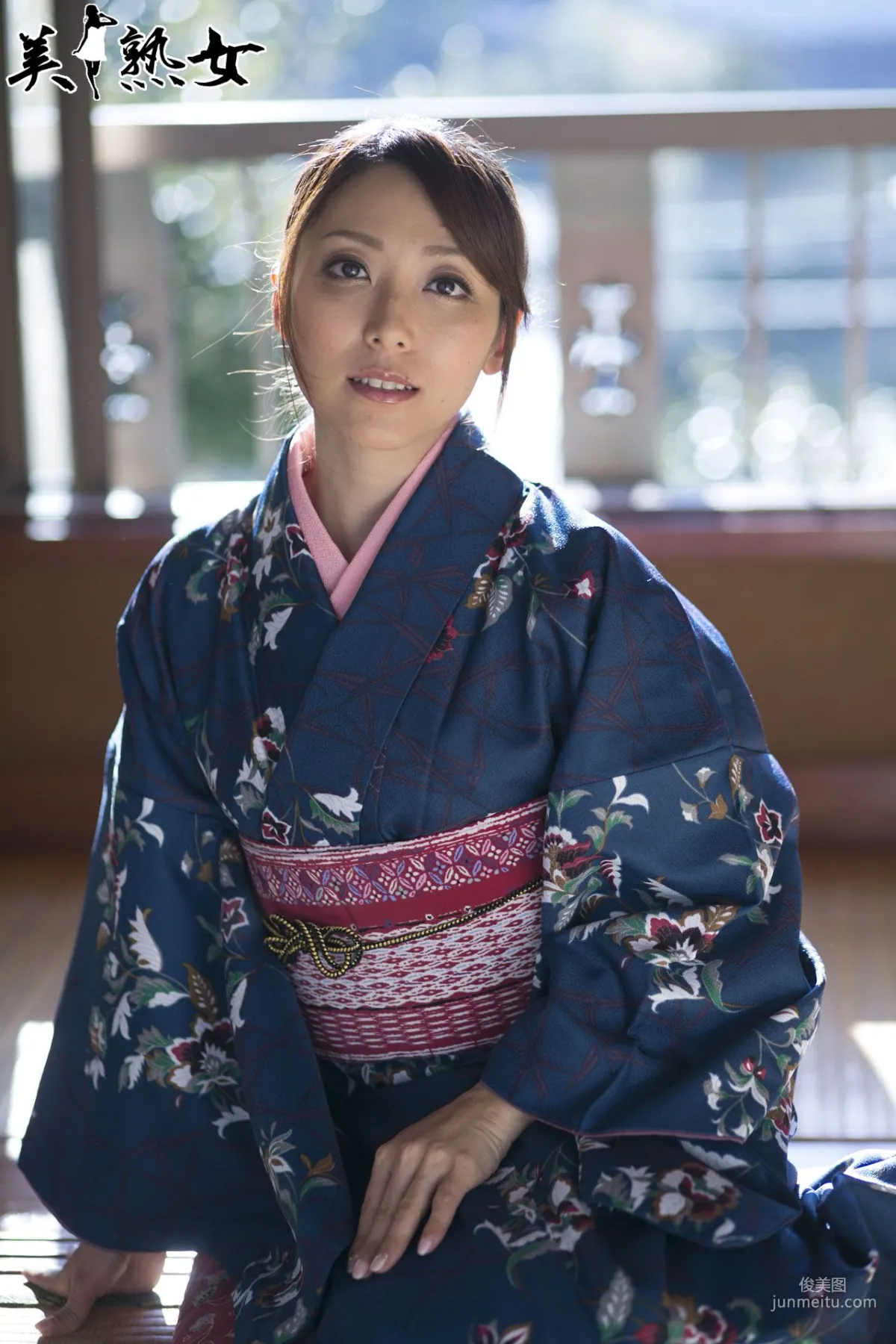 [X-City] [JUKUJO] Mature Woman Shiraki Yuuko Photo Set photo 3